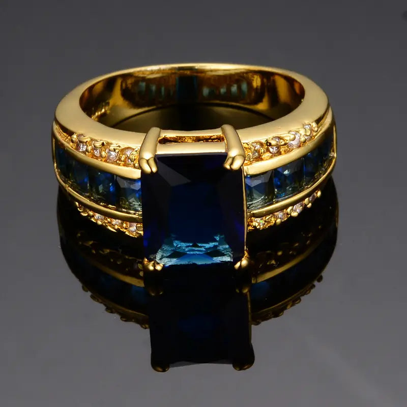Kassira Bluemont Ring | Gold