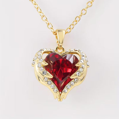 Angel Embrace Ruby Heart Halskette | Gold