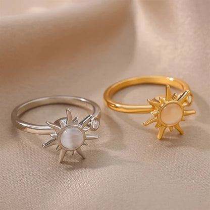 Verstellbarer Sonnenring mit Katzenaugenstein und Zirkon