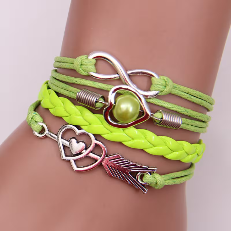 Armband mit Amor-Bogen und mehrfarbigem Herz