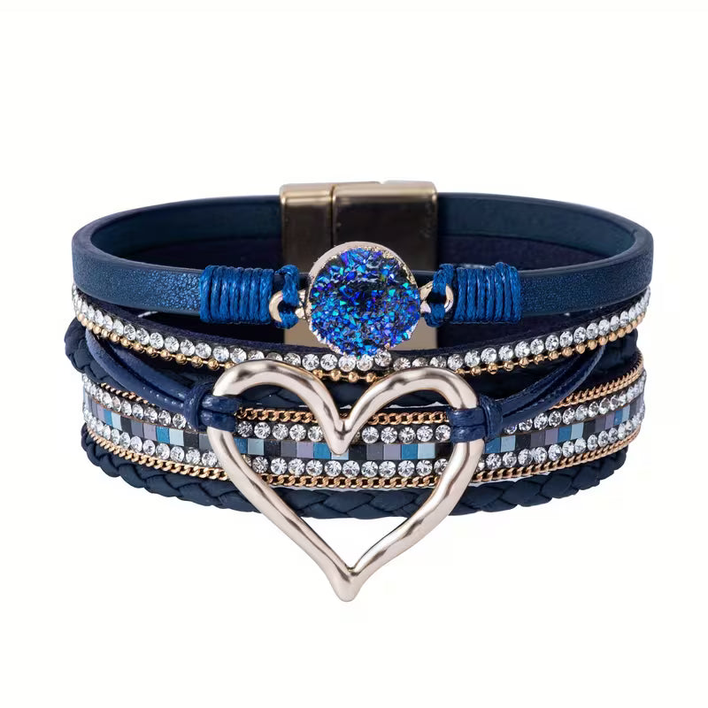 Boho mehrlagiges Armband mit goldenem Herz