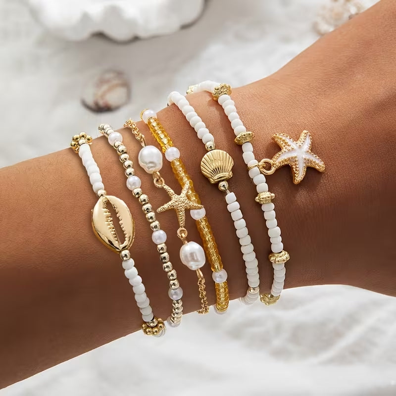 Goldenes 6-teiliges Strandarmband-Set