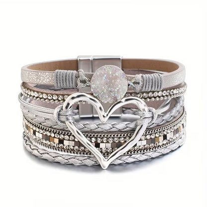 Boho mehrlagiges Armband mit goldenem Herz