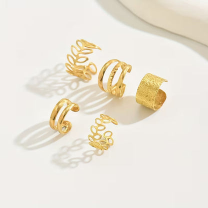 5-teiliges vintage goldenes Ohrring-Set