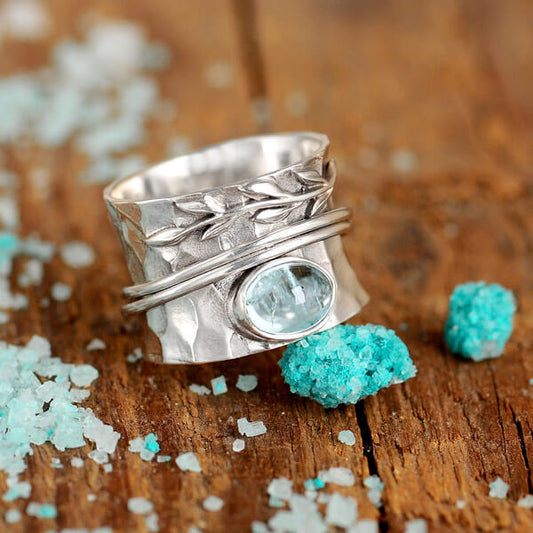 Vintage-Ring mit mehrfarbigen Zirkonias