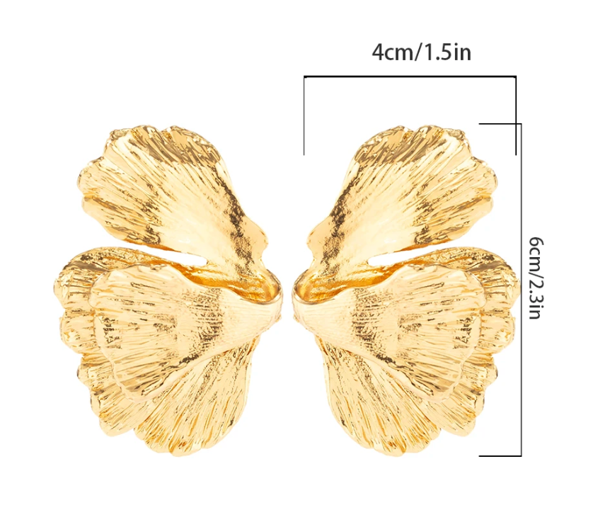 Große 18 Karat vergoldete Ohrringe mit halbem Gingko Biloba-Blatt