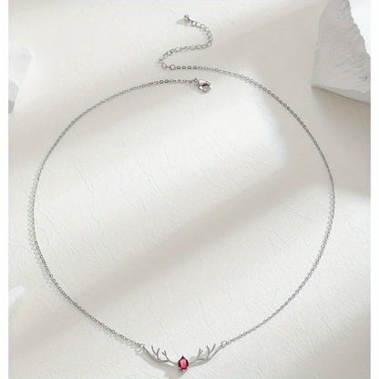 Geweih Halskette mit zartem Herz Anhänger