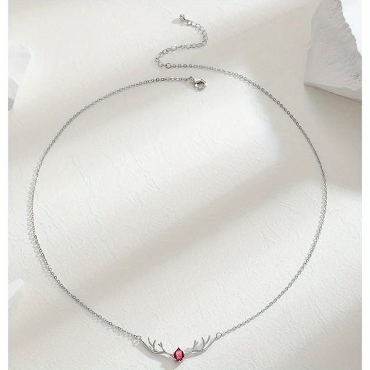 Geweih Halskette mit zartem Herz Anhänger