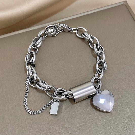 Heartened Chunky Armband | Weißgold
