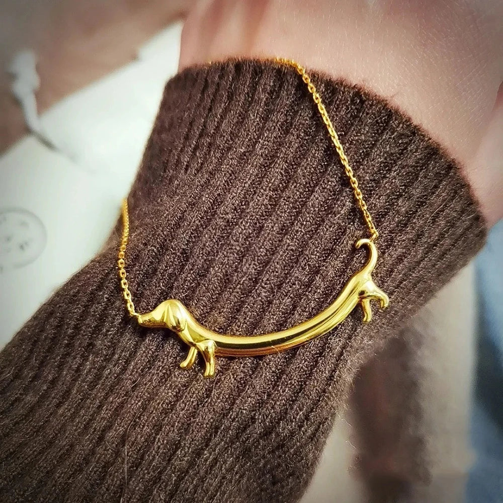 Goldfarbene Dackel Halskette