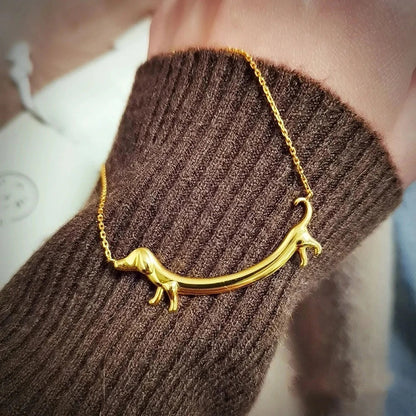 Goldfarbene Dackel Halskette