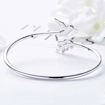Verstellbarer Kolibri Ring mit Strass Diamant