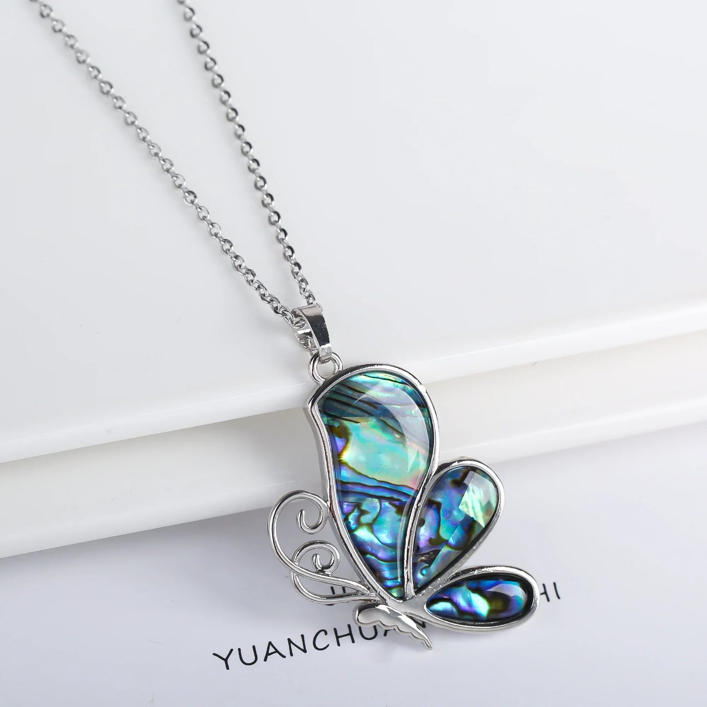 Natürliche Muschel Schmetterling Anhänger Halskette