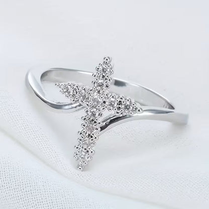 Minimalistischer Kreuz-Ring aus Zirkonia