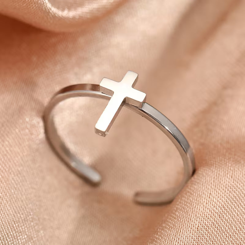 Offener Kreuz-Ring aus Edelstahl