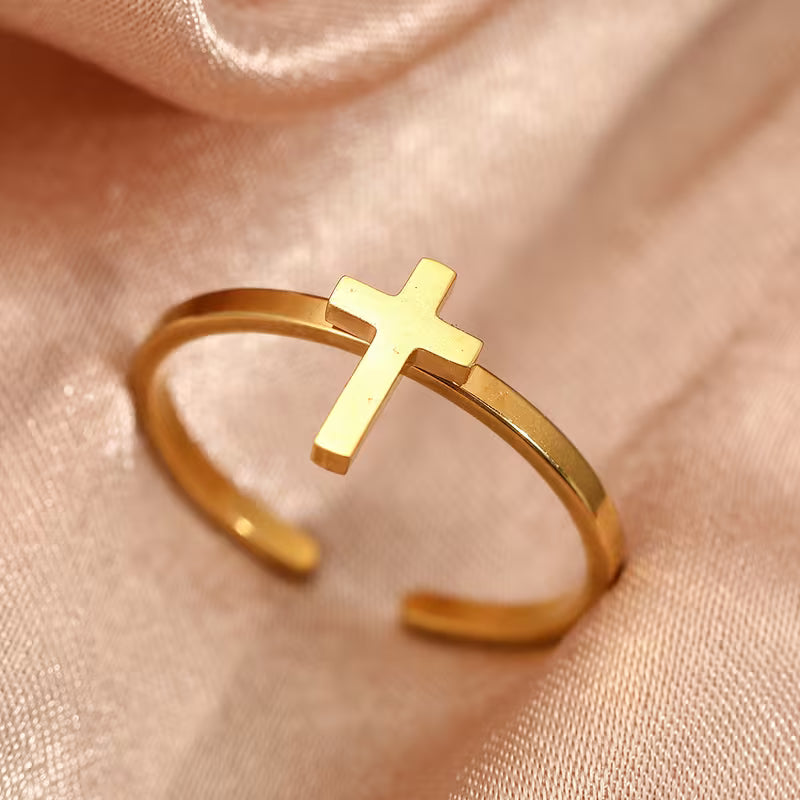 Offener Kreuz-Ring aus Edelstahl