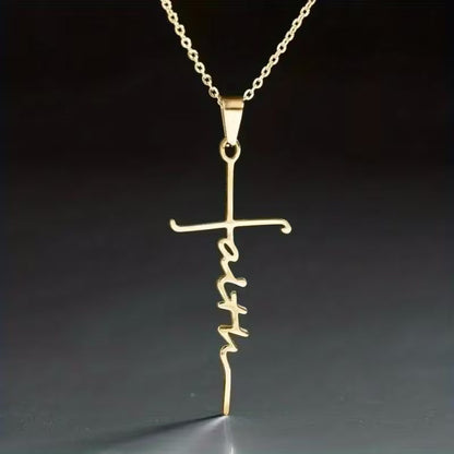Elegante Kreuz-Anhänger-Halskette