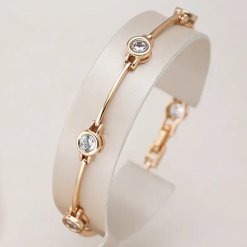 Elegantes Armband mit Zirkonia in Gold
