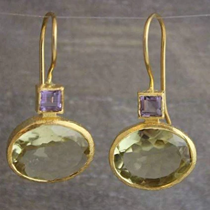 Vintage-grüne Kristall-Ohrringe in Gold