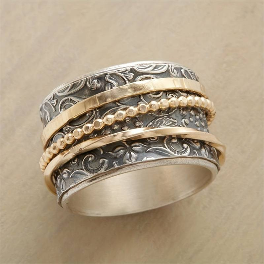 Antiker Ring aus Gold und Silber