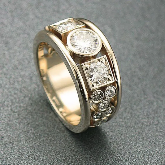 Vintage Zirkonia Ring in Gold