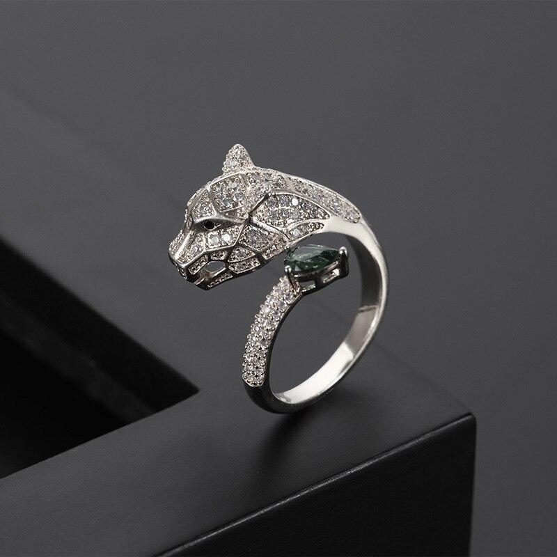 Verstellbarer Leopardenring mit Zirkonia Finish